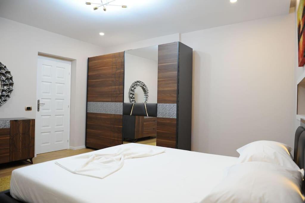 Grandpa House App.1 Apartment Tirana Exterior photo